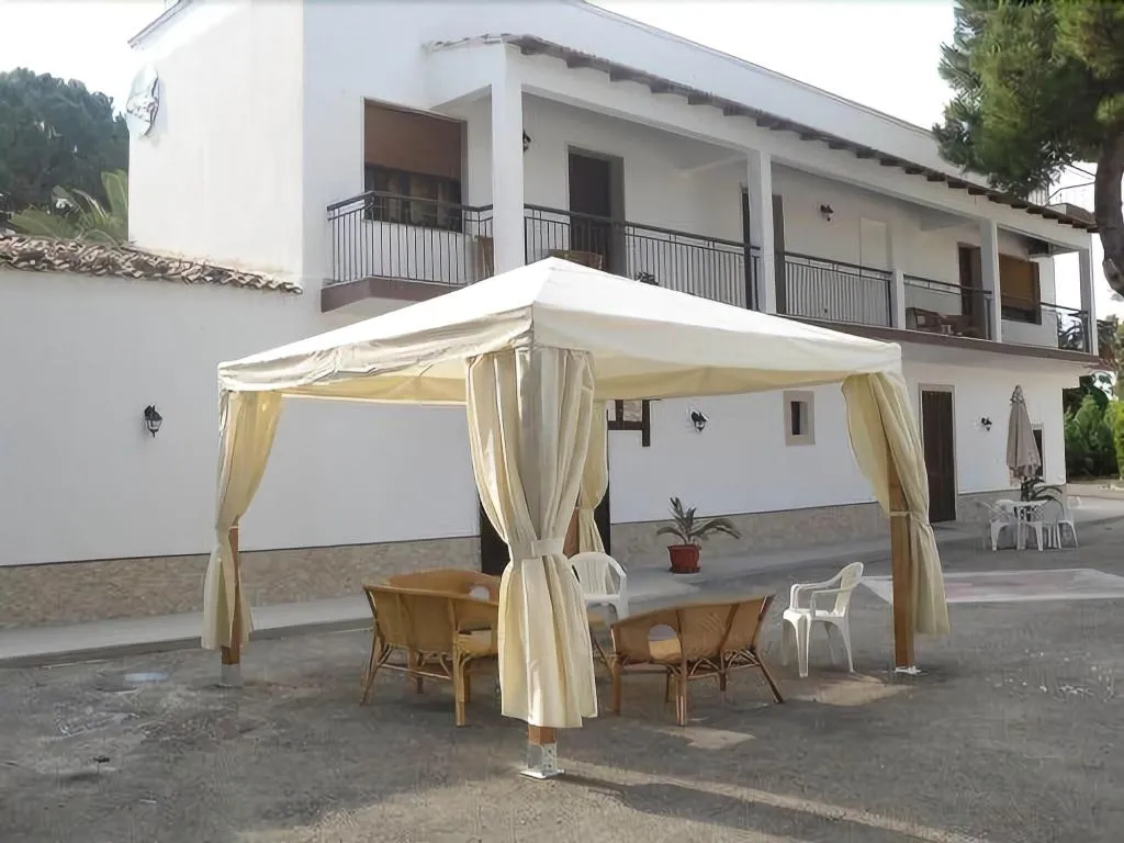 Terrace, B&B Villa Pia, Catania