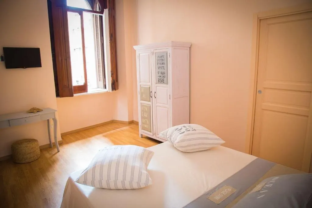 Room, I Racconti di Partenope B&B, Naples