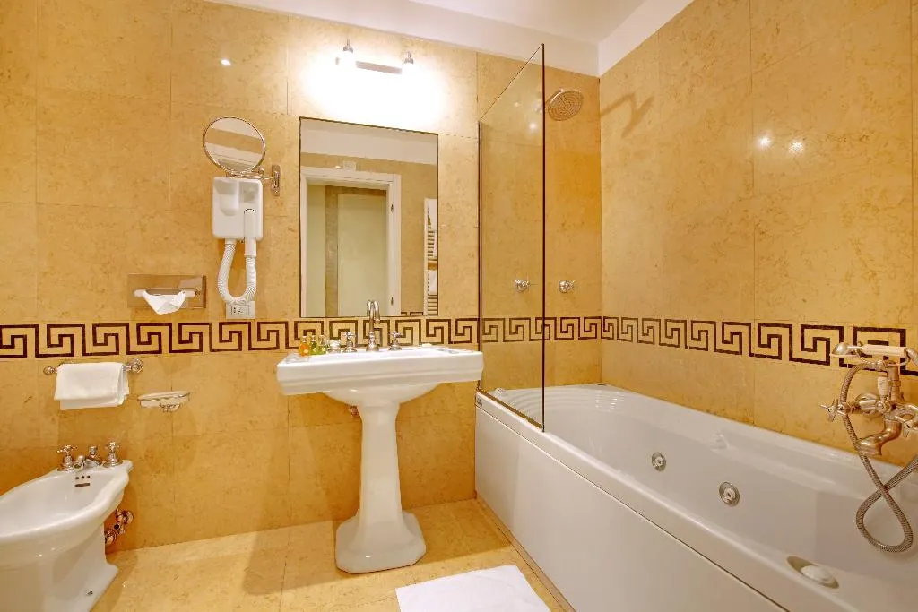 SUITE COMFORT Room, Dona Palace, Venice