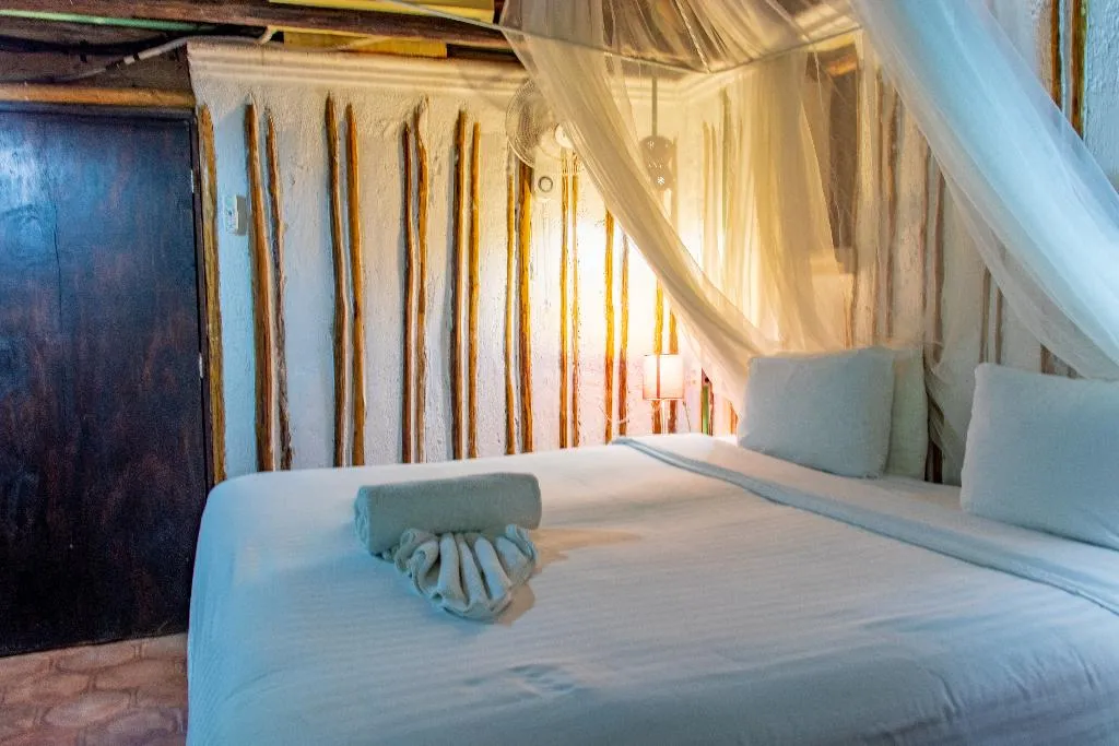 SINGLE ECONOMY PREMIUM Room, Casaejido, Playa Del Carmen
