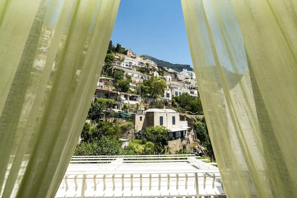 Room, Casa Teresa, Naples