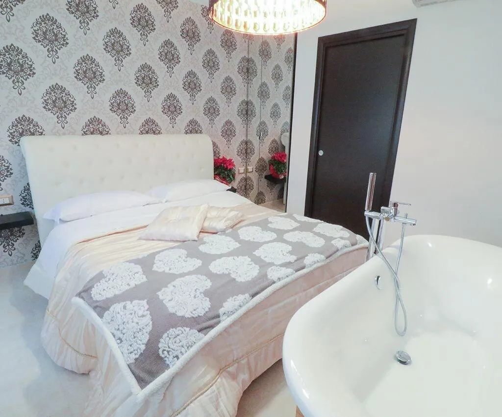 Room, Terrazza Partenopea, Naples