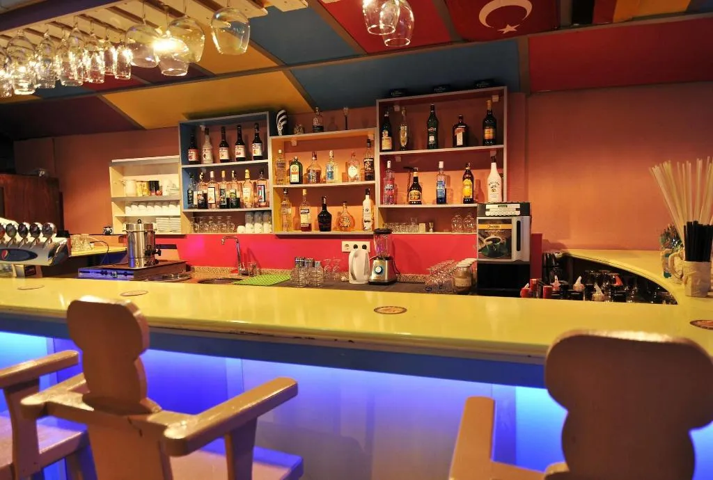 Bar, Sun Kiss, Antalya