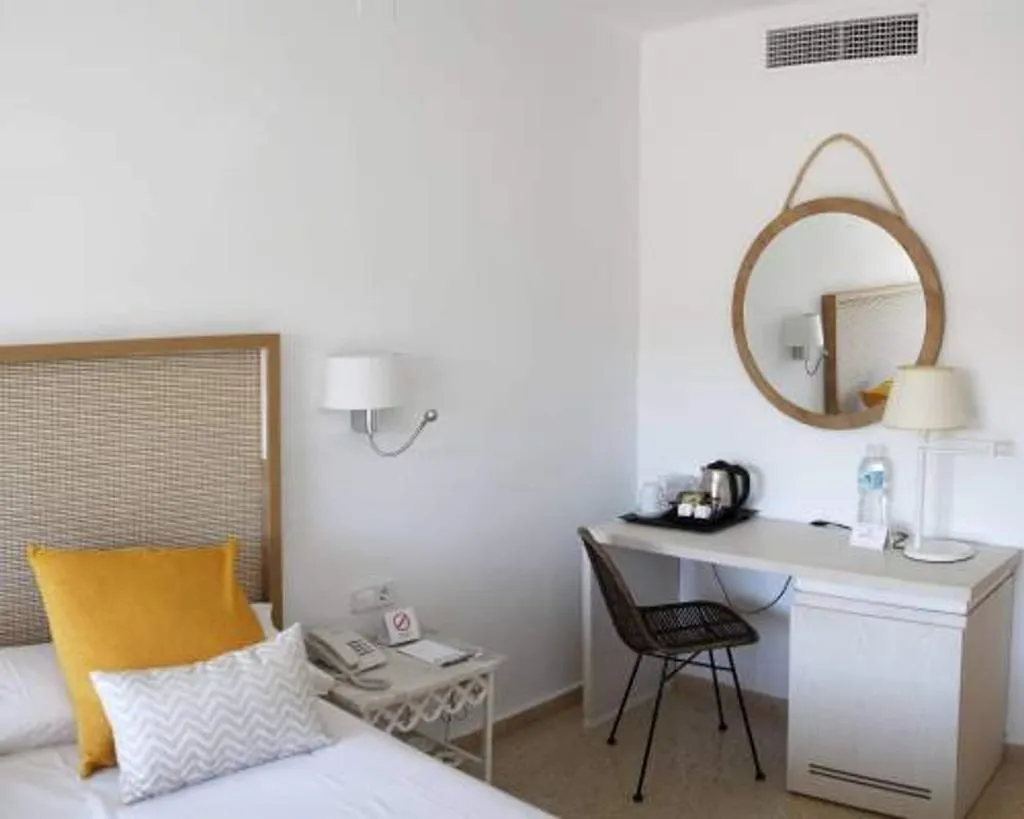 Room, Hotel Cala Santanyi, Majorca