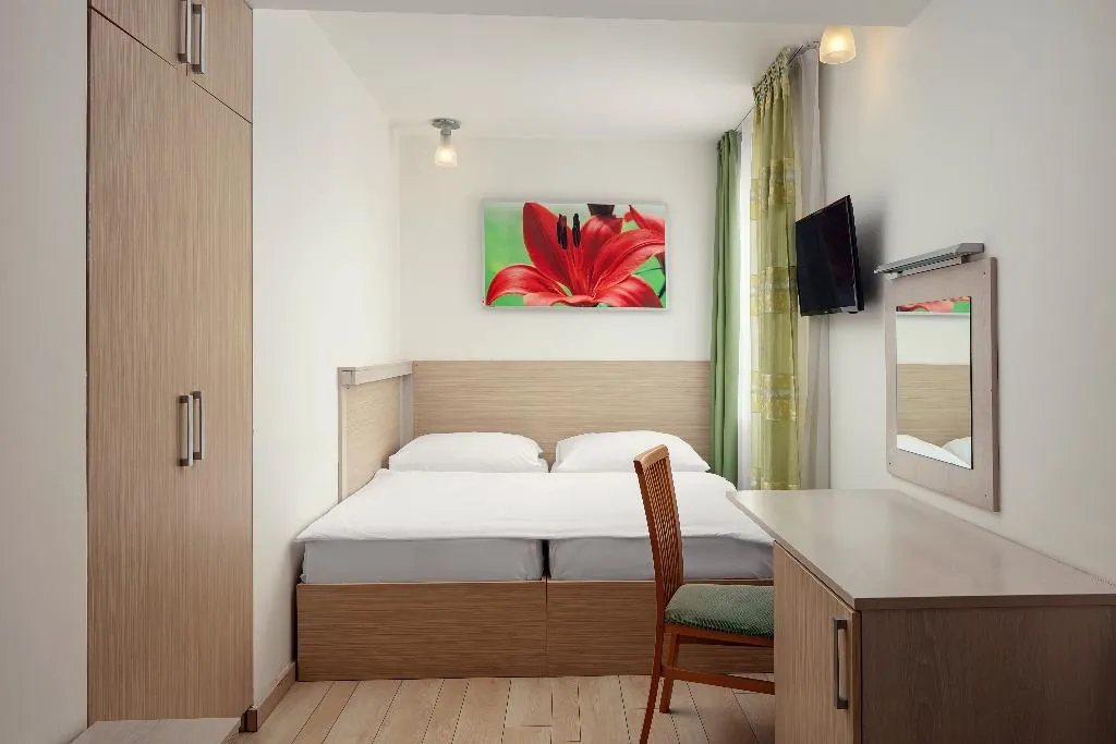Double or Twin STANDARD Room, Ankora, Prague