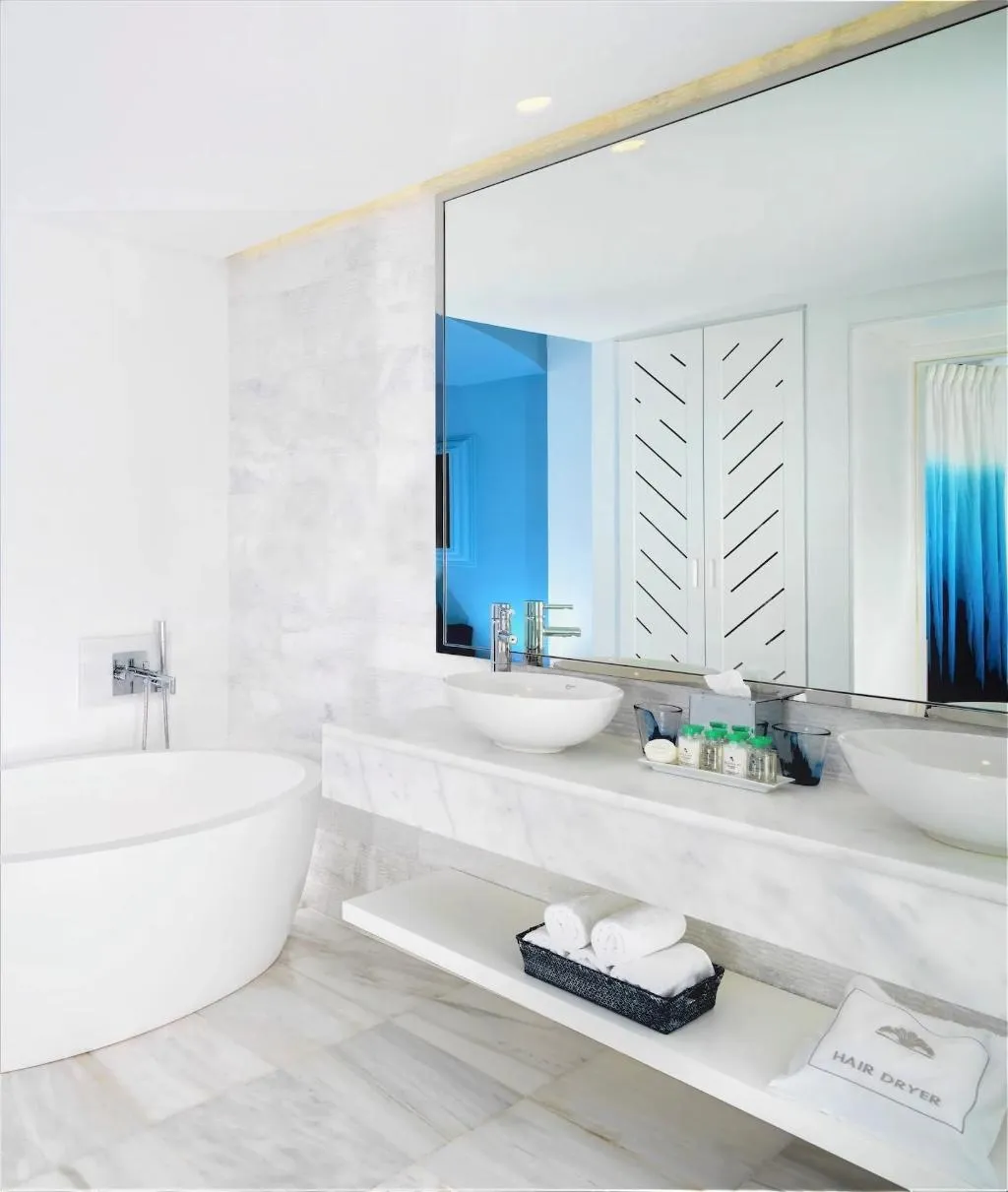 SUITE SEA VIEW Room, Mykonos Grand Hotel & Resort, Mykonos