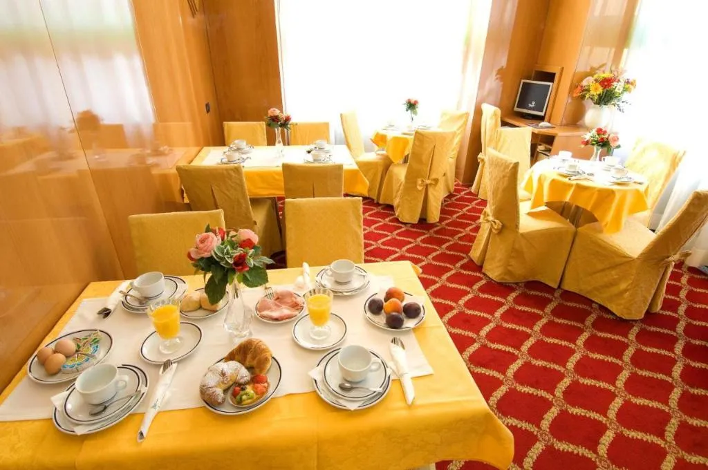 Restaurant, Cinque Giornate, Milan