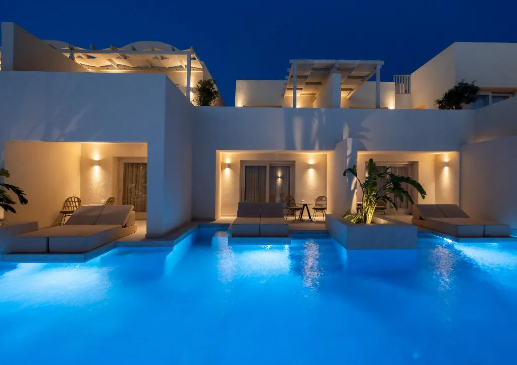 Pool, Heyday Luxury Suites, Santorini