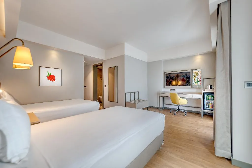 FAMILY ROOM GARDEN VIEW Room, Megasaray Club Belek, Antalya