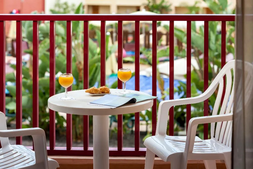 FAMILY ROOM POOL VIEW Room, Best Jacaranda, Tenerife