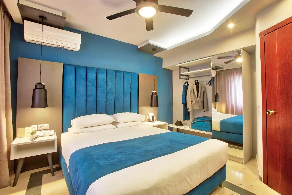 SUITE BUSINESS Room, Capsis Astoria Heraklion, Crete