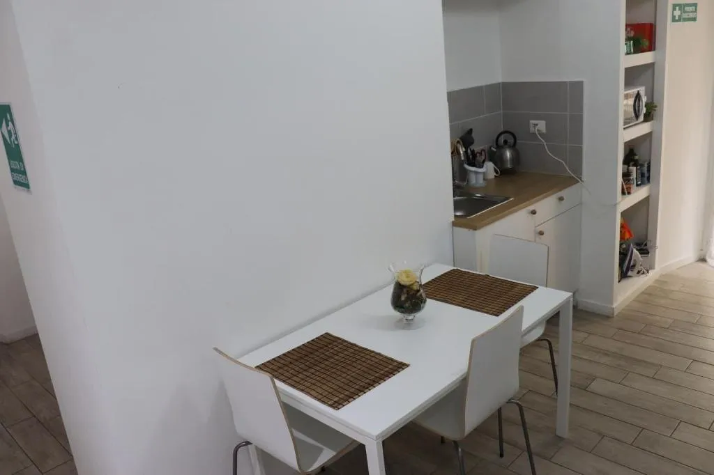 Room, Lotus Roma, Rome