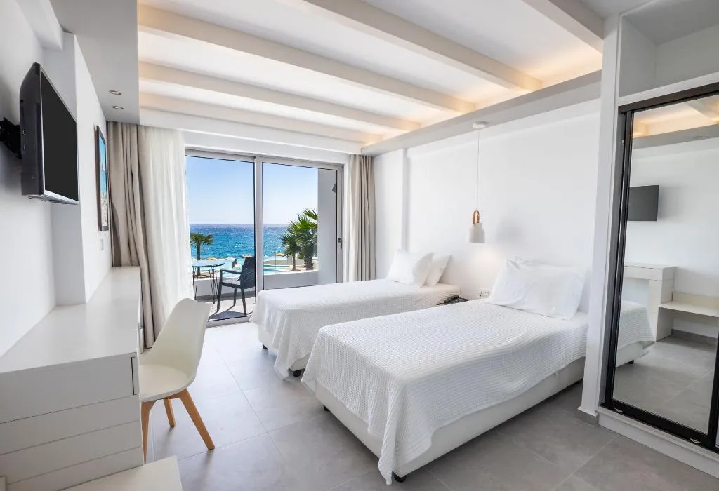 SUITE WITH PRIVATE POOL Room, Konstantinos Palace, Rhodes