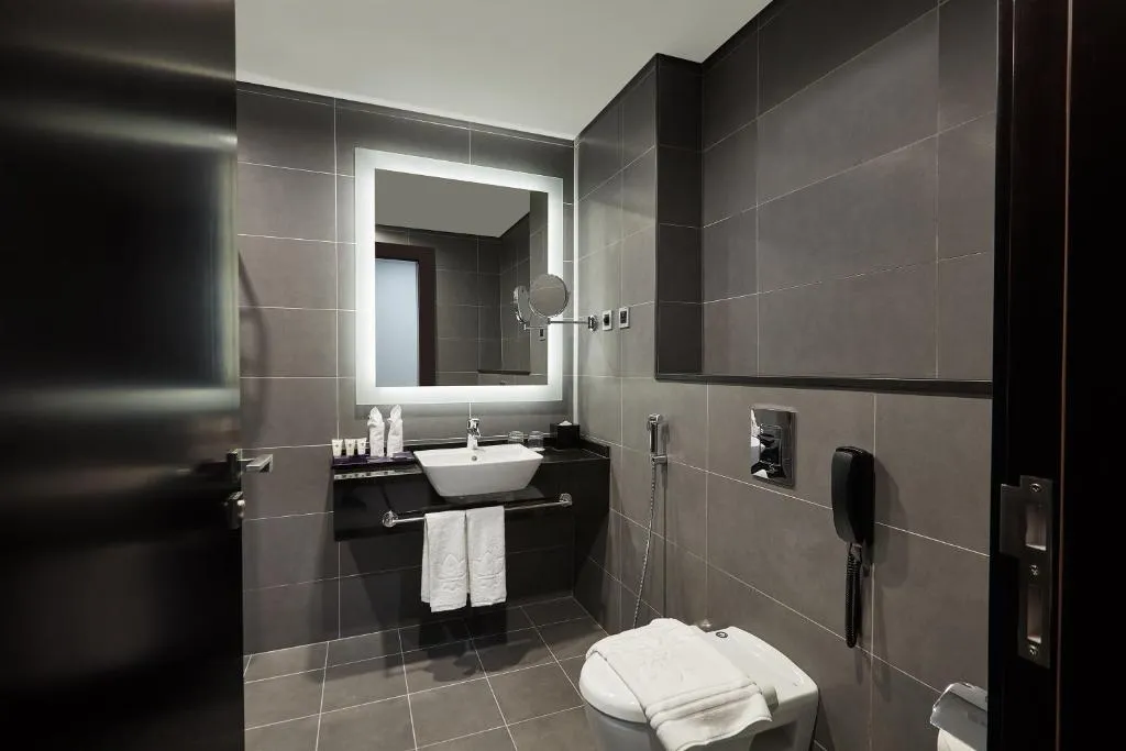 SINGLE STANDARD Room, Park Regis Business Bay Dubai Hotel, Dubai