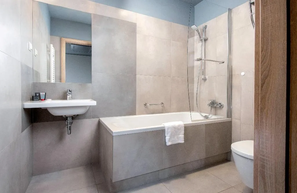 DOUBLE DELUXE Room, Leonardo Boutique Hotel Krakow Old Town, Krakow