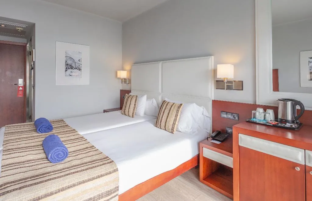 Room, Marins Playa Suites, Majorca