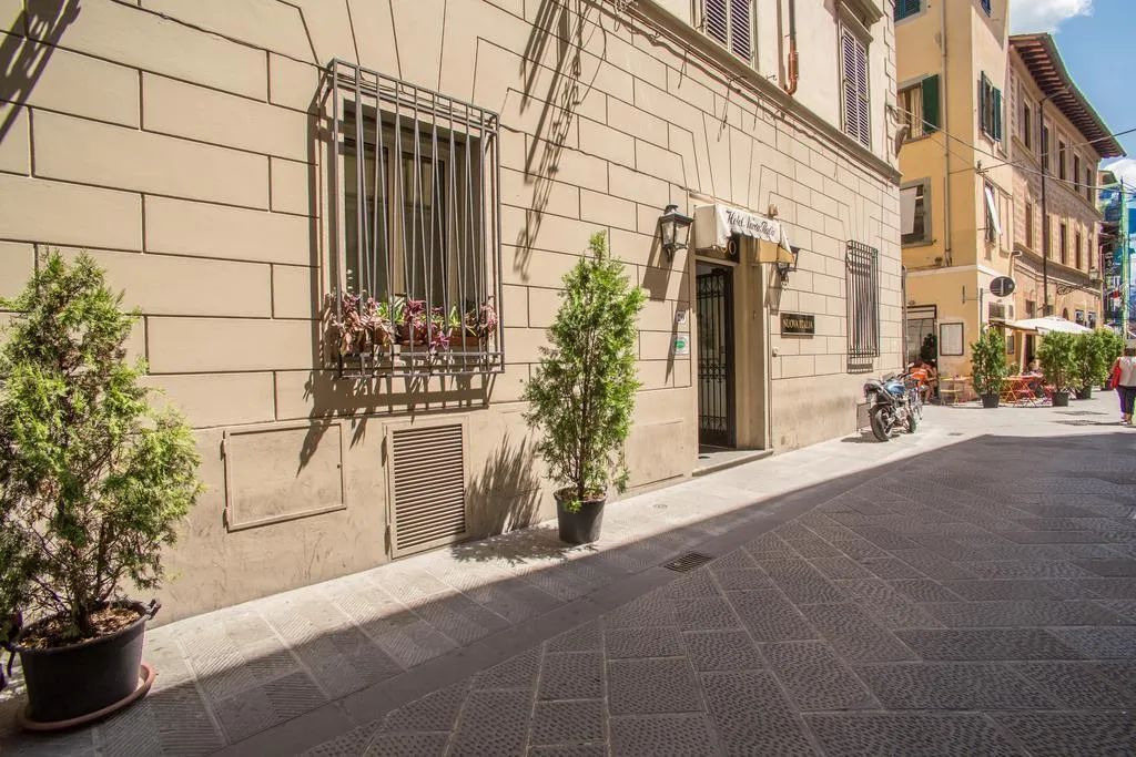 General view, Hotel Nuova Italia, Florence