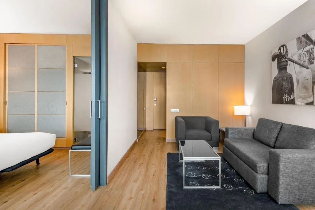 Room, AC Barcelona Victoria Suites, Barcelona