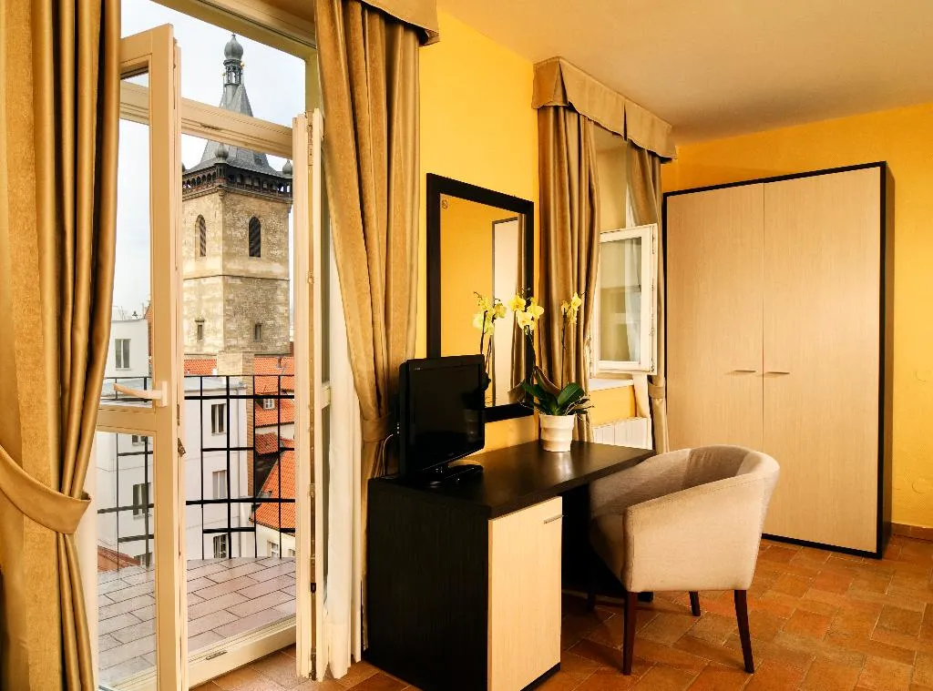 Room, Praga 1, Prague