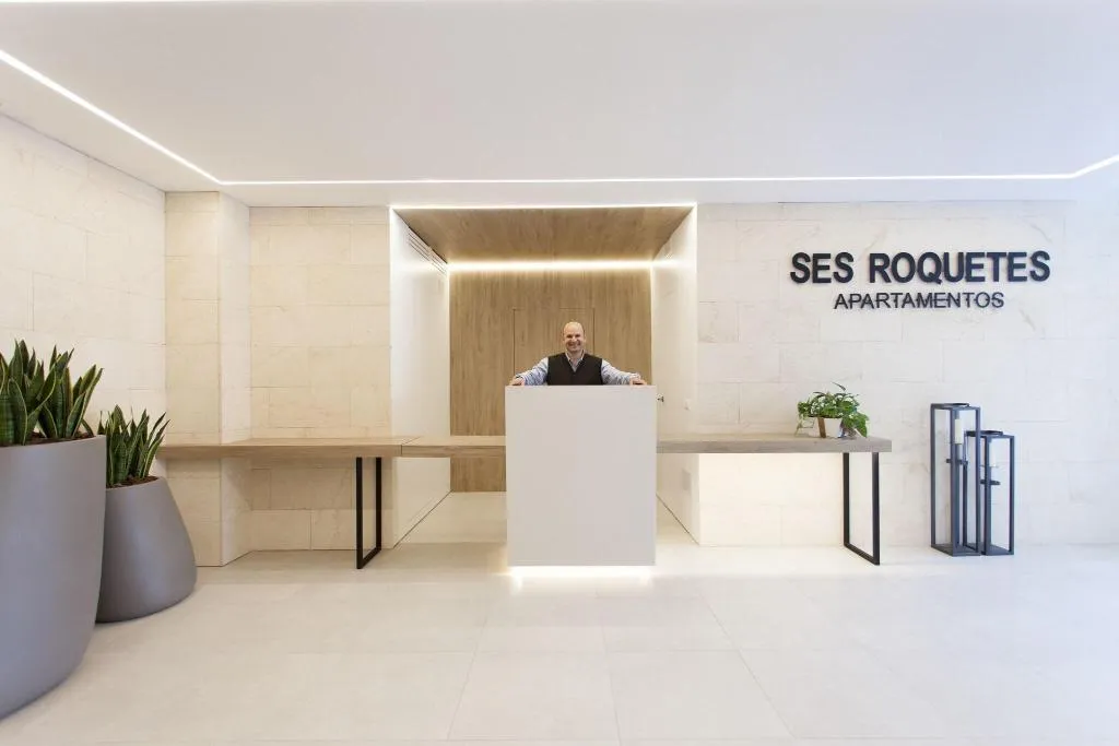 Lobby, Apartamentos Ses Roquetes, Majorca