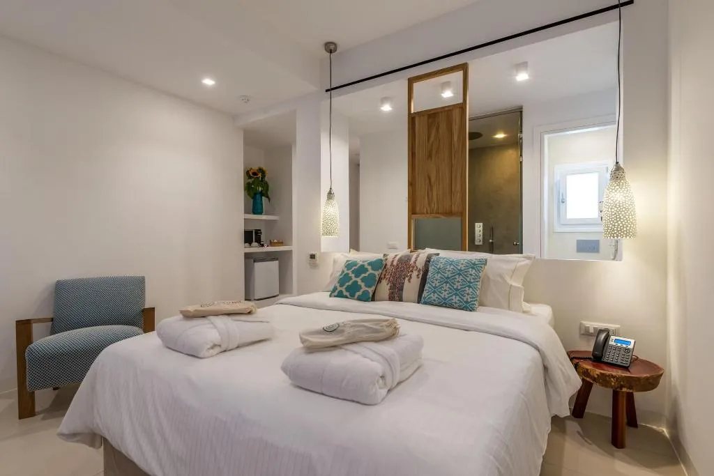 Room, Bluetopia Suites, Mykonos