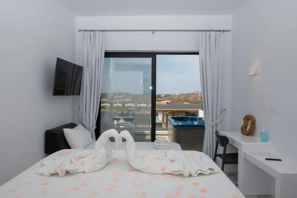 SUITE CAPACITY 2 Room, Bianco A Nero, Mykonos