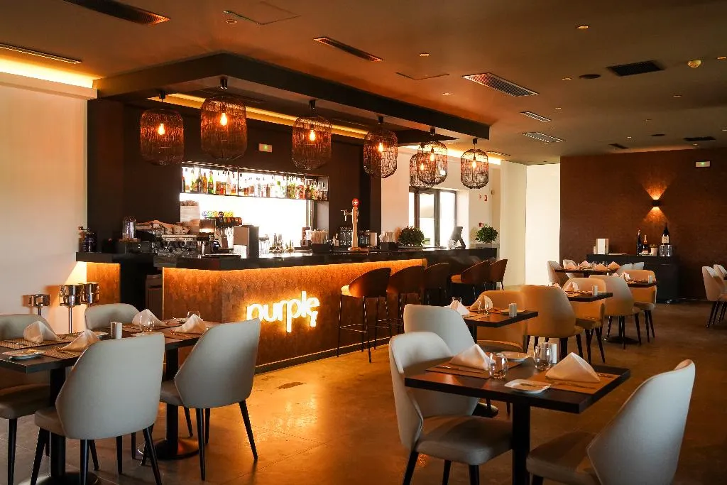 Restaurant, Vitors Village, Algarve