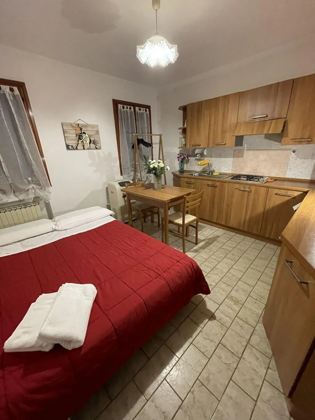 Room, Grey's House, Venice