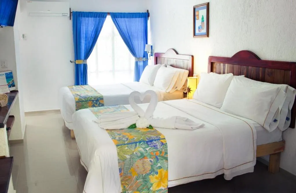 QUADRUPLE BASIC Room, Eco-hotel El Rey Del Caribe, Cancun Area