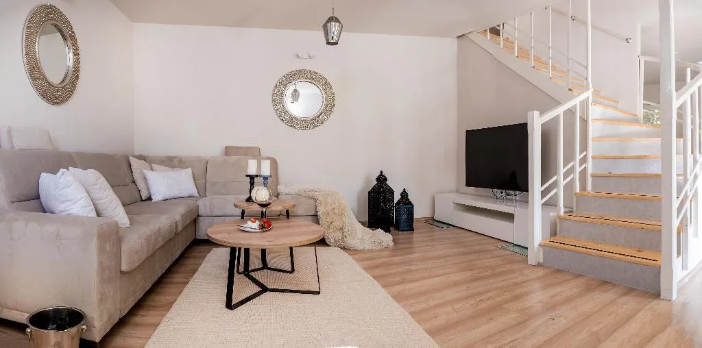 VILLA FOUR BEDROOMS Room, Villa Le Lu, Split