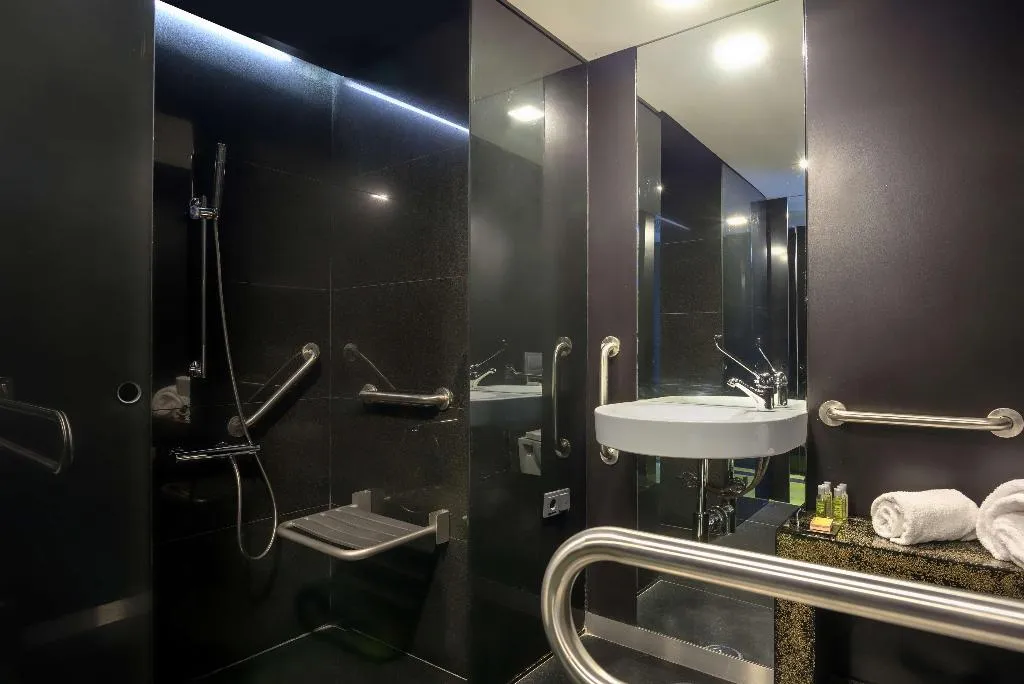 Room, Doubletree by Hilton Lisbon - Fontana Park, Lisbon