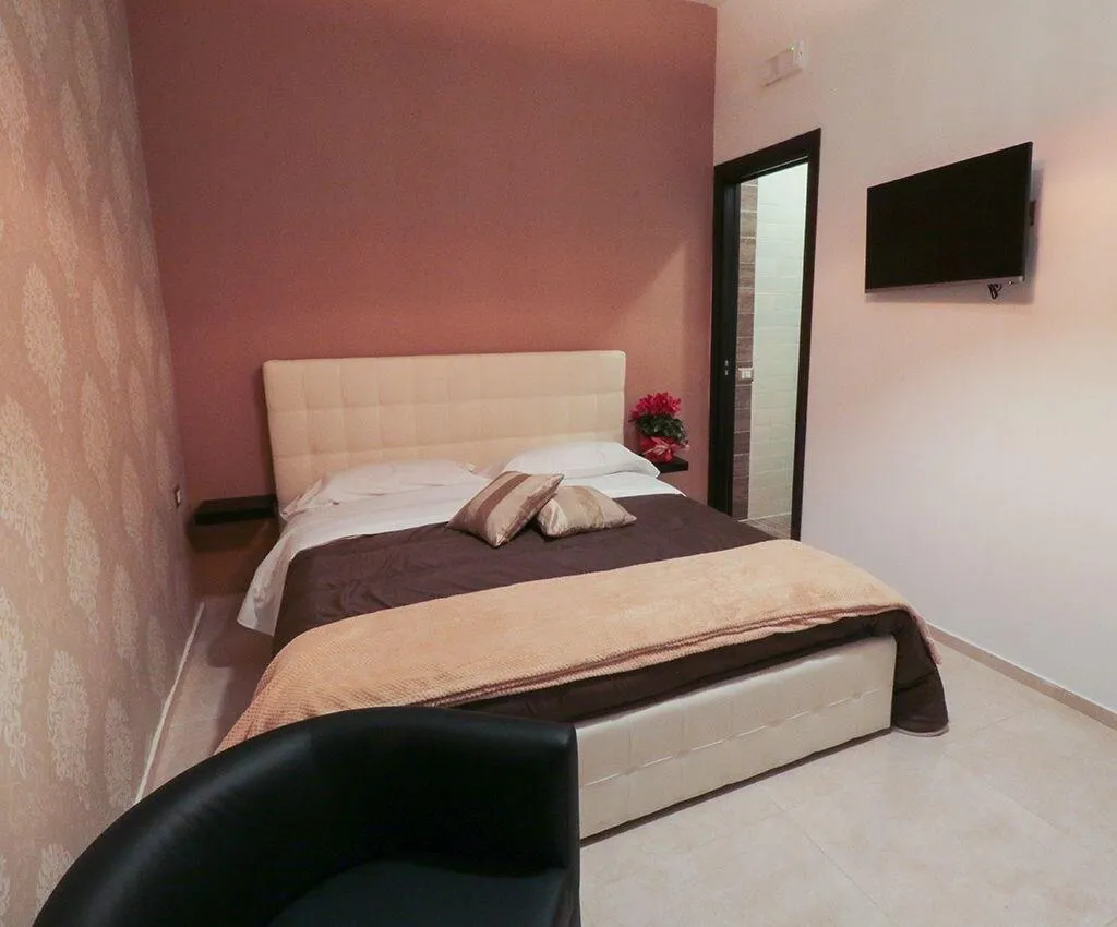 Room, Terrazza Partenopea, Naples