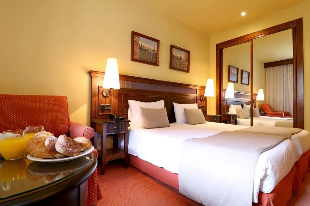 TRIPLE CAPACITY 3 Room, RVHotels Tuca, Costa Brava
