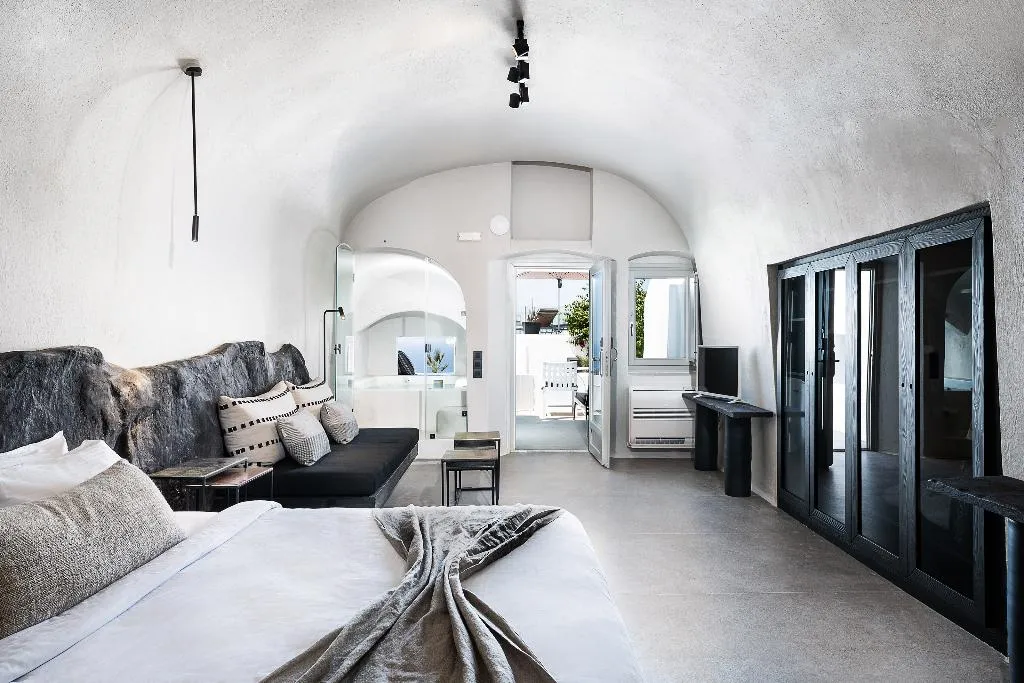 SUITE SEA VIEW HONEYMOON Room, On The Rocks Hotel, Santorini