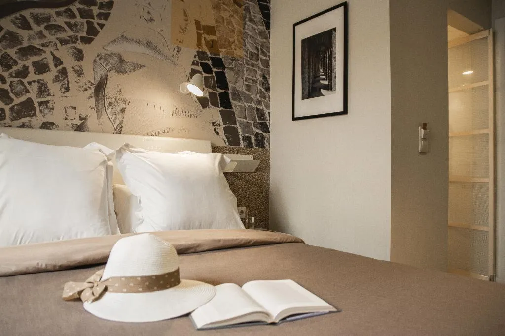 Double or Twin STANDARD Room, Room Select Liberdade, Lisbon