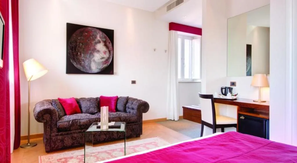 Double or Twin SUPERIOR Room, Nazionale, Rome