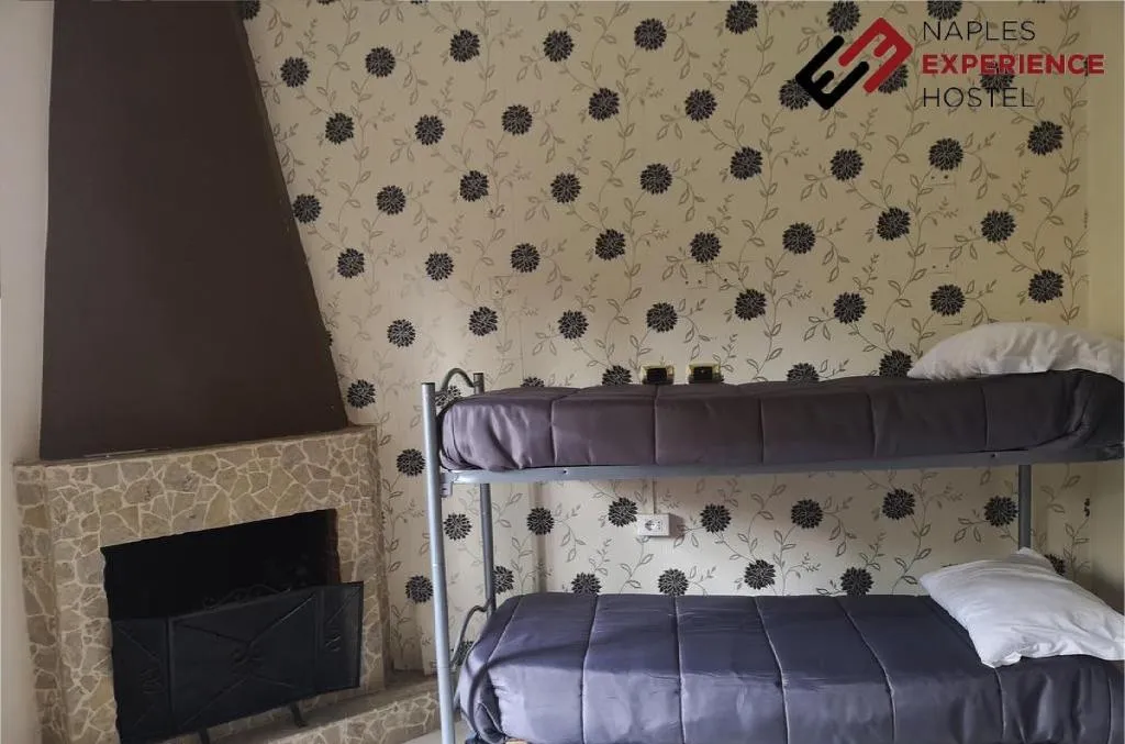 Room, Naples Experience Backpackers Hostel, Naples