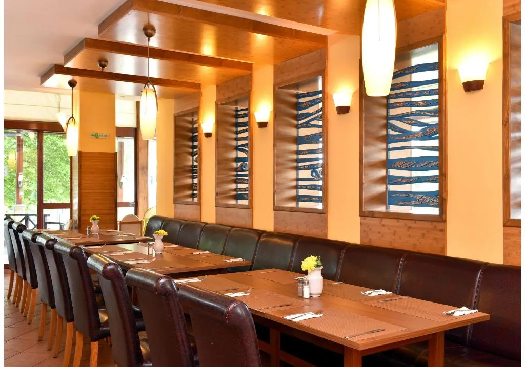 Restaurant, Malibu, Varna