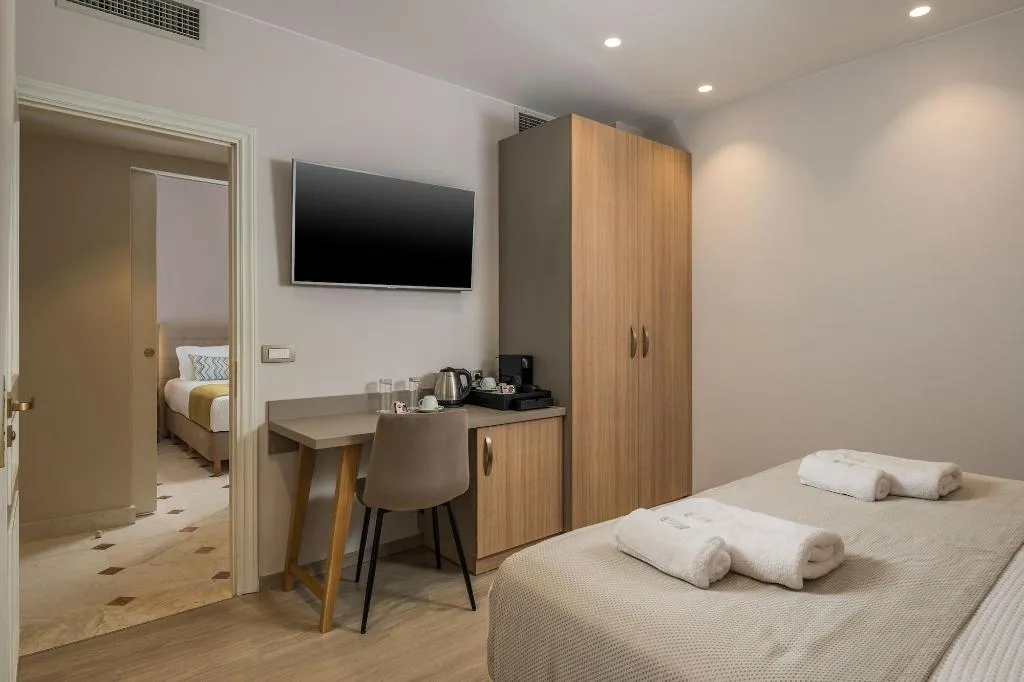 Room, Plaza 1866 Superior City Rooms, Crete