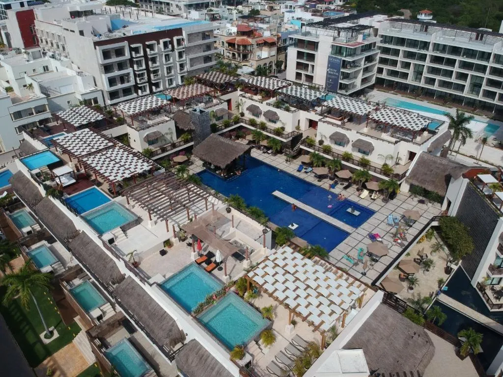 Terrace, Aldea Thai by oceanfront, Playa Del Carmen