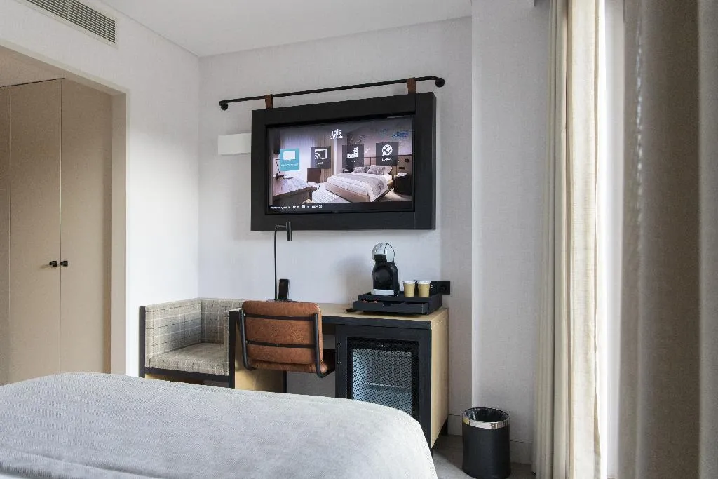 DOUBLE WITH DOUBLE BED Room, Ibis Styles Lisboa Aeroporto, Lisbon