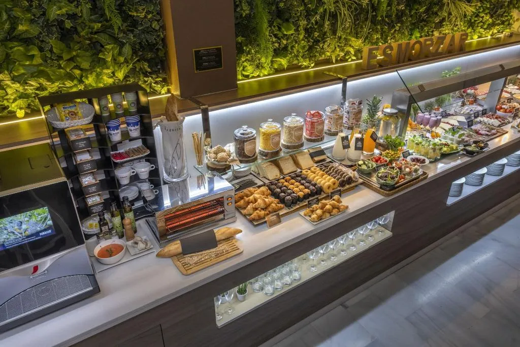 Restaurant, Serhs Carlit Hotel, Barcelona