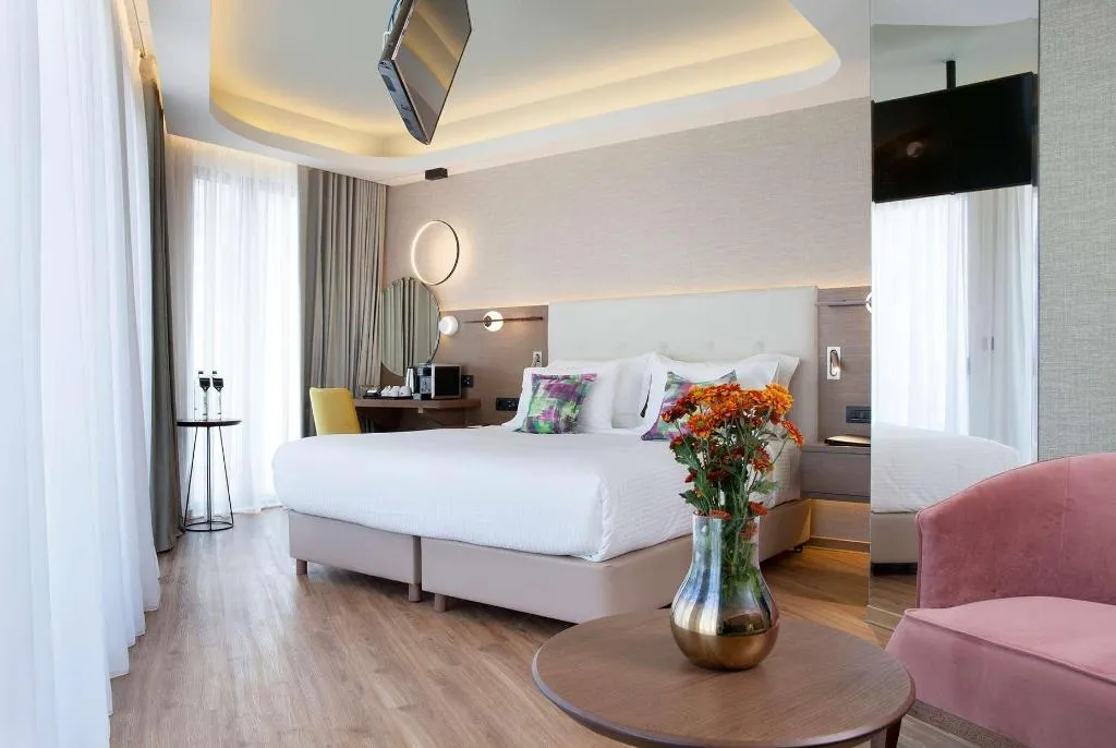 Room, ZEUS Essence Wyndham Athens Residence, Athens