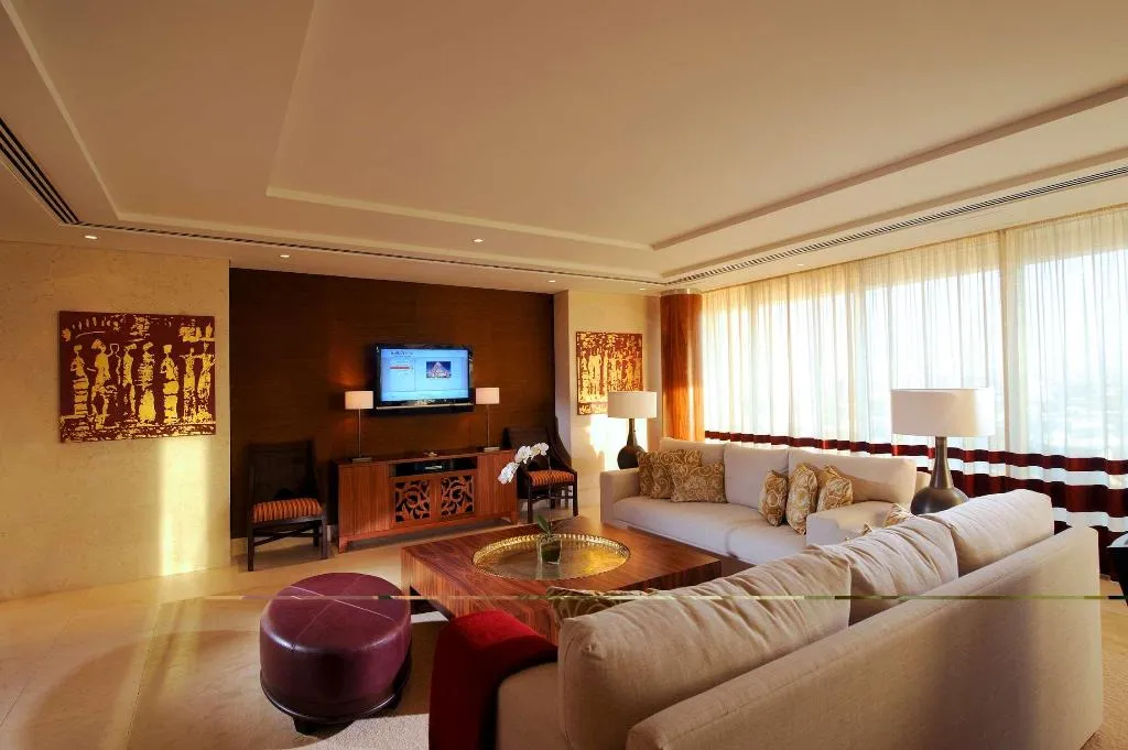 SUITE KING SIZE BED Room, Raffles Dubai, Dubai