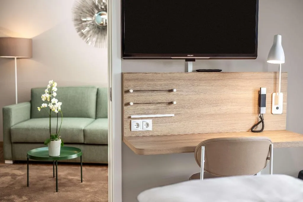 JUNIOR SUITE STANDARD Room, Scandic Roskilde Park, Copenhagen