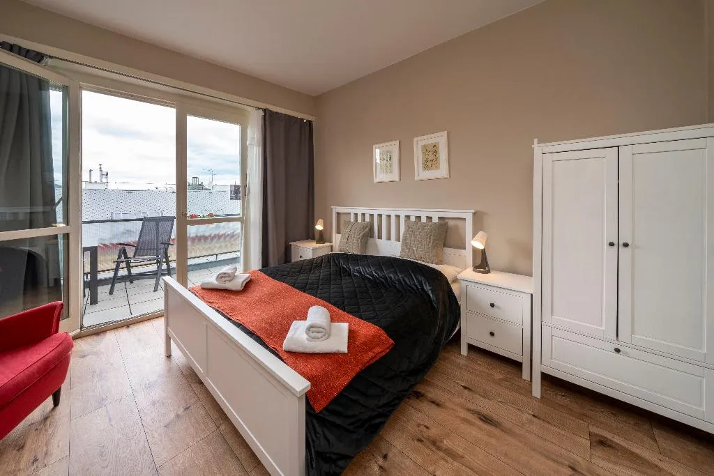 Room, New Town - Apple Apartments, Prague