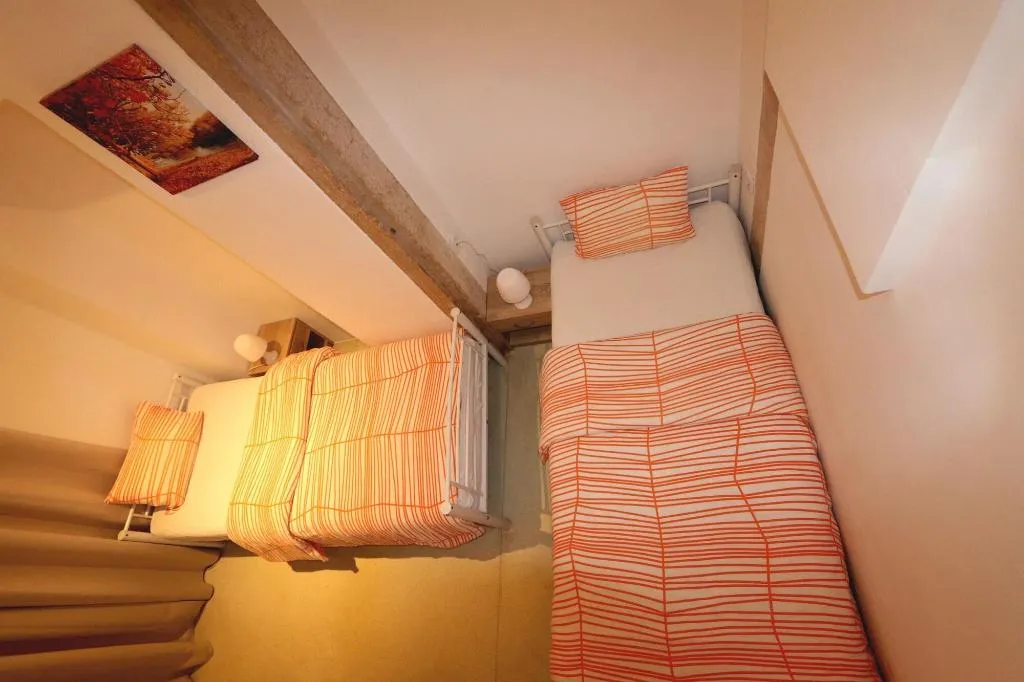 Room, Welcome Hostel, Lisbon