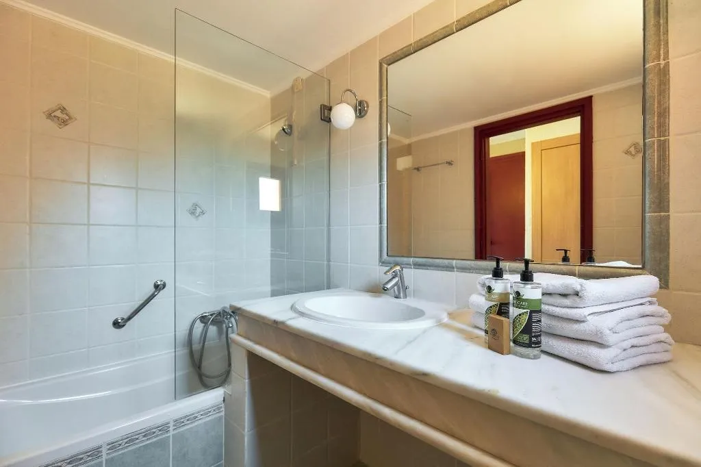 Room, Sirens Hotels Beach & Village - Sirens Village, Crete
