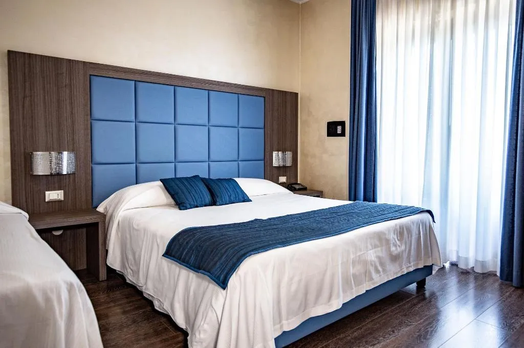 Room, La Compagnia Del Viaggiatore, Rome