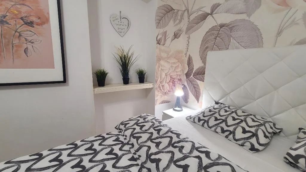 DOUBLE DELUXE Room, Lorf Hostel and Apartments, Krakow